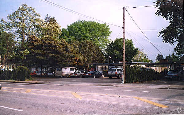 Building Photo - 13260 SW Farmington Rd