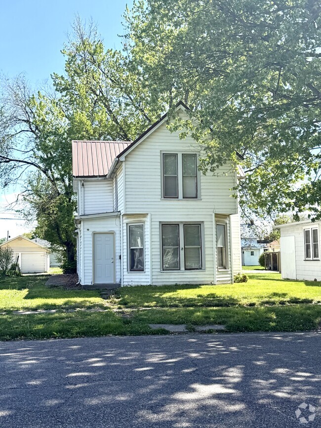 Building Photo - 1912 Avenue G
