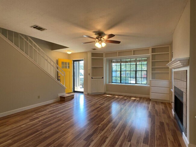 Building Photo - 10420 Bilbrook Pl