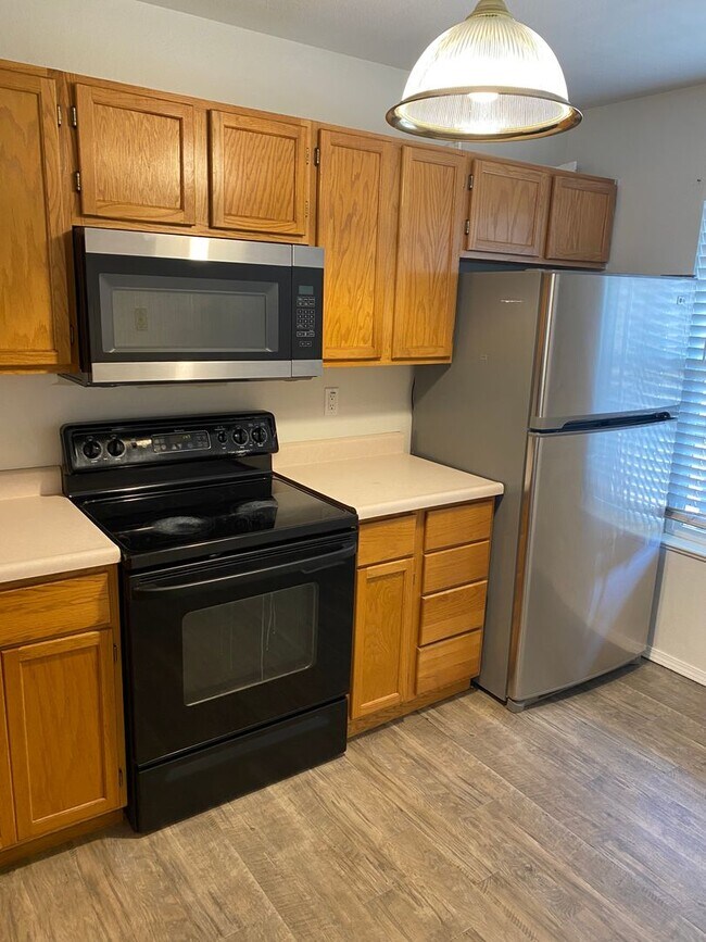 971 Brant Hollow Ct Colorado Springs, CO 80916 Alquileres en Colorado