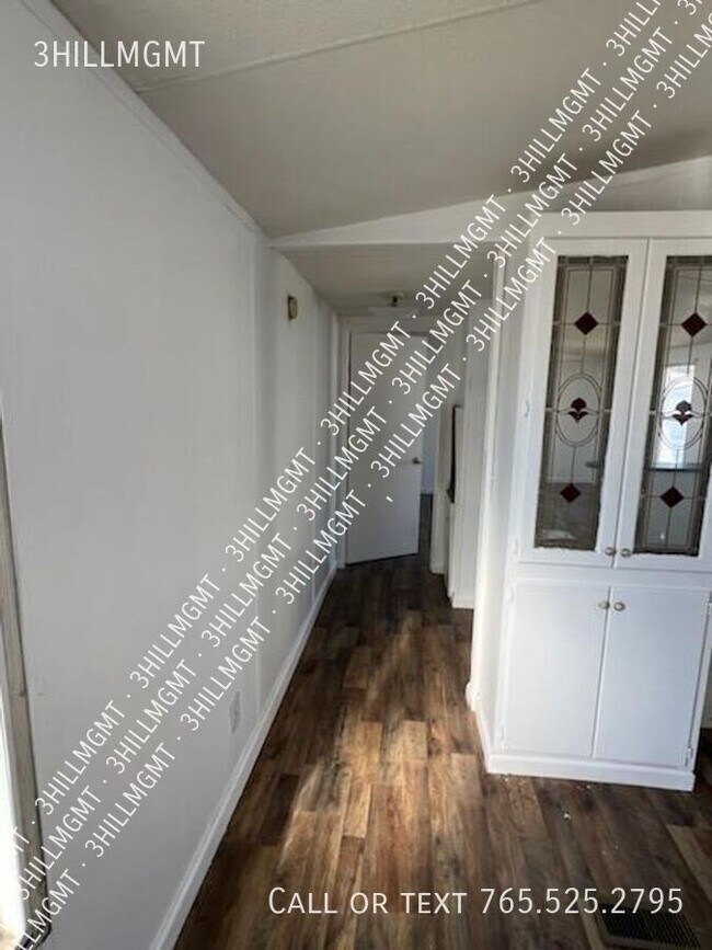 Foto del edificio - 153 Valley Brook Cir