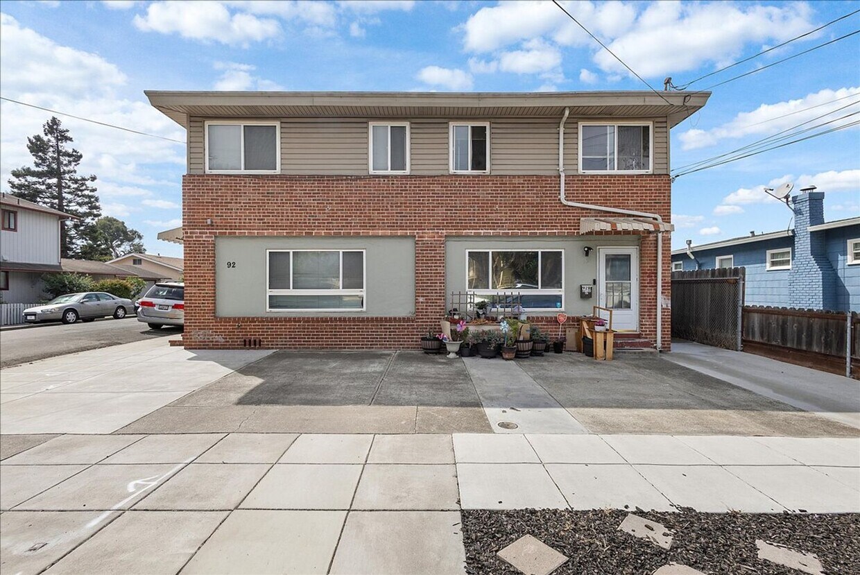 Foto principal - 92 Maitland Dr