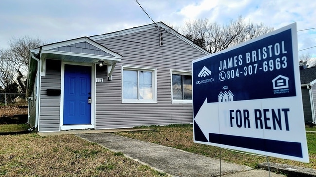 Building Photo - 118 N Old Church St