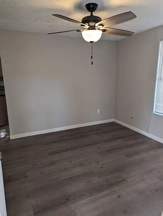 Building Photo - 1259 Oregon Ave