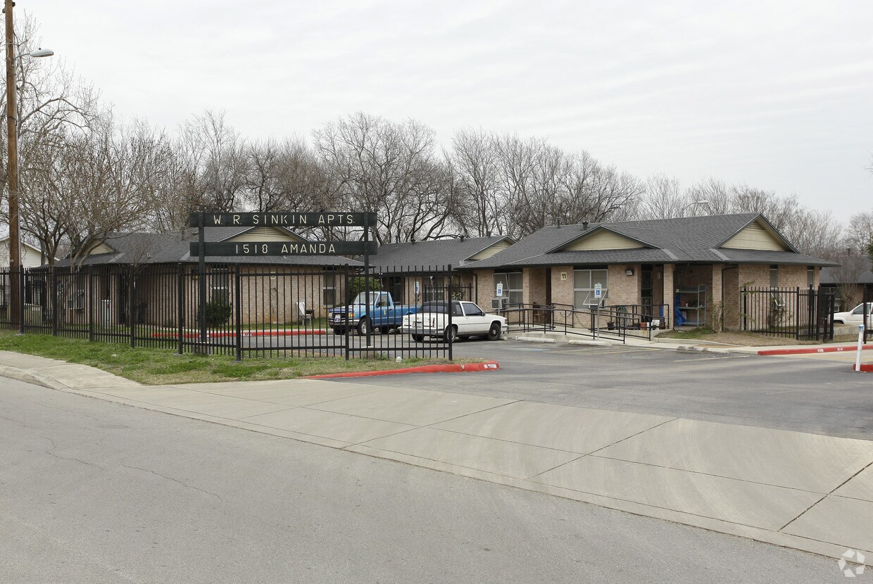Primary Photo - William Sinkin Apartments