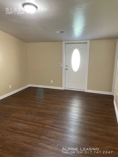 Building Photo - West Indy 3BR/2BA House w/Garage!