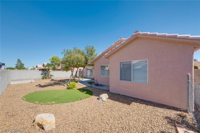 Foto del edificio - 3738 St Phillip Ct