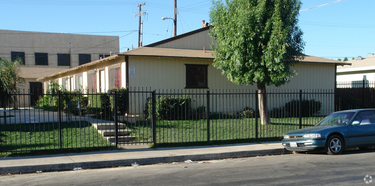 Foto principal - 340-344 E Q 7 Ave