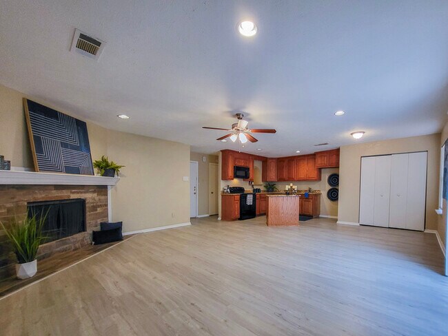 Foto del edificio - Cozy 3/2/2 in North Richland Hills