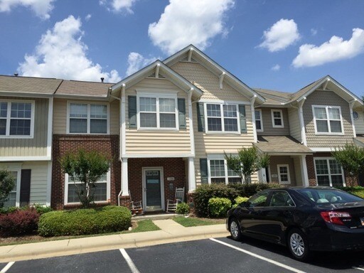 Primary Photo - A Cozy 2bedroom Town home in Fort Mill