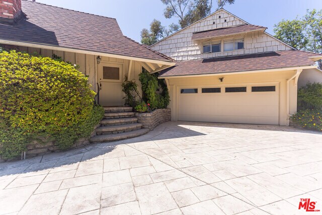 Building Photo - 935 Linda Flora Dr