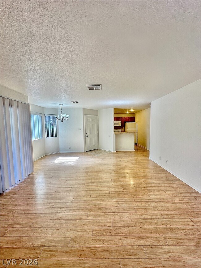 Foto del edificio - 5042 S Rainbow Blvd