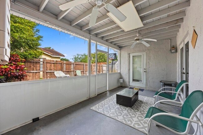 Foto del edificio - 22731 SW 55th Way