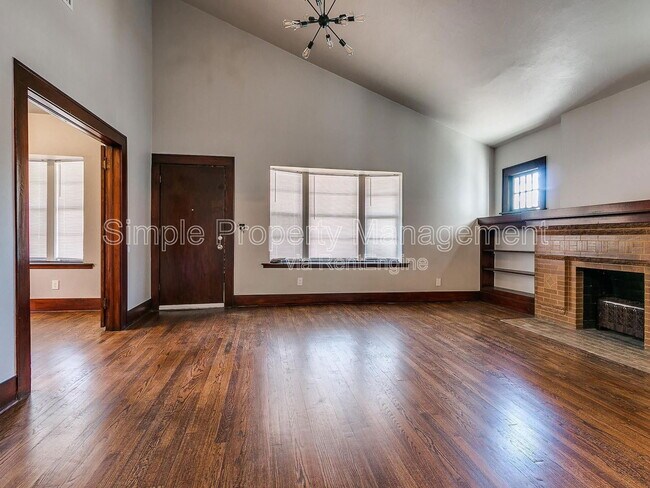 Foto del edificio - 421 NW 25th St