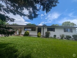 Building Photo - 11124 Farr Dr