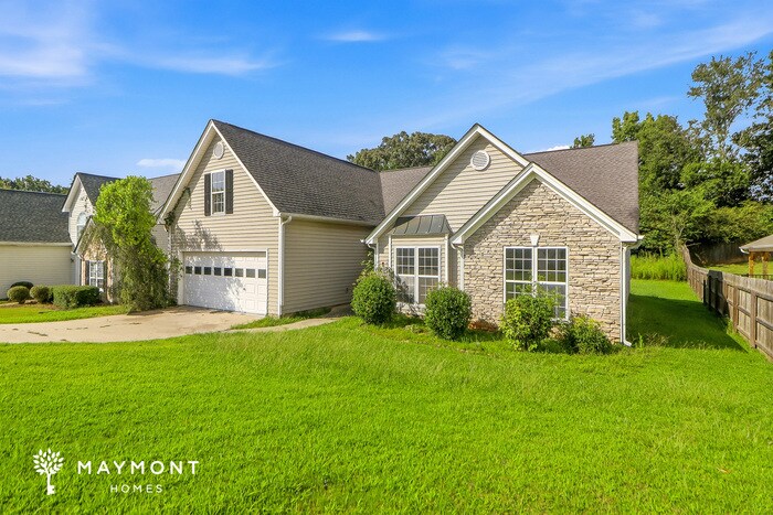 Building Photo - 5555 Lenox Park Pl