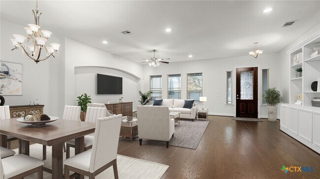 Foto del edificio - 961 N Academy Ave