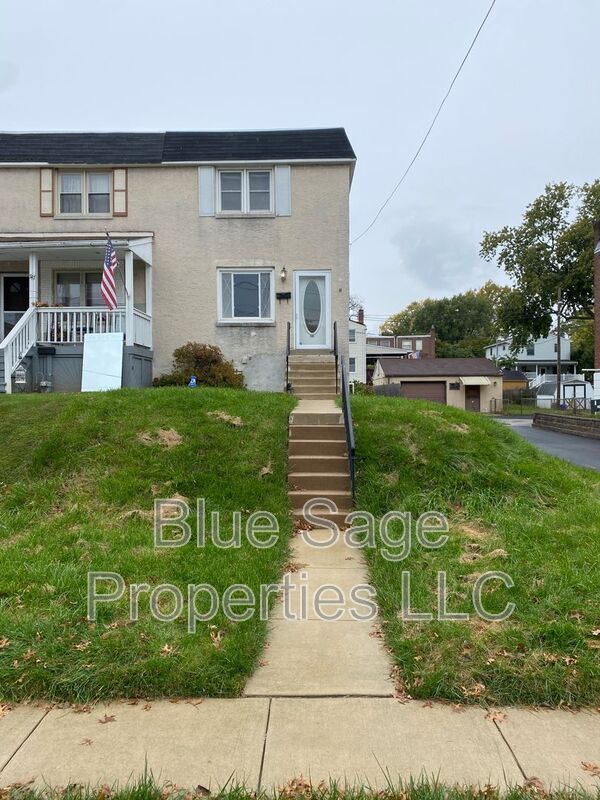 Foto principal - 745 Beech Ave