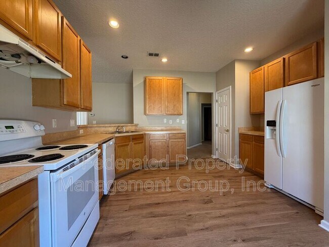 Foto del edificio - 1455 Bitterberry Dr