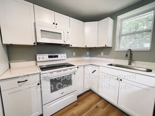 Foto del edificio - 268 Sand Hill Rd