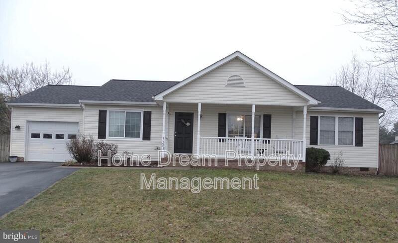 Primary Photo - 10603 Hamiltons Crossing Dr