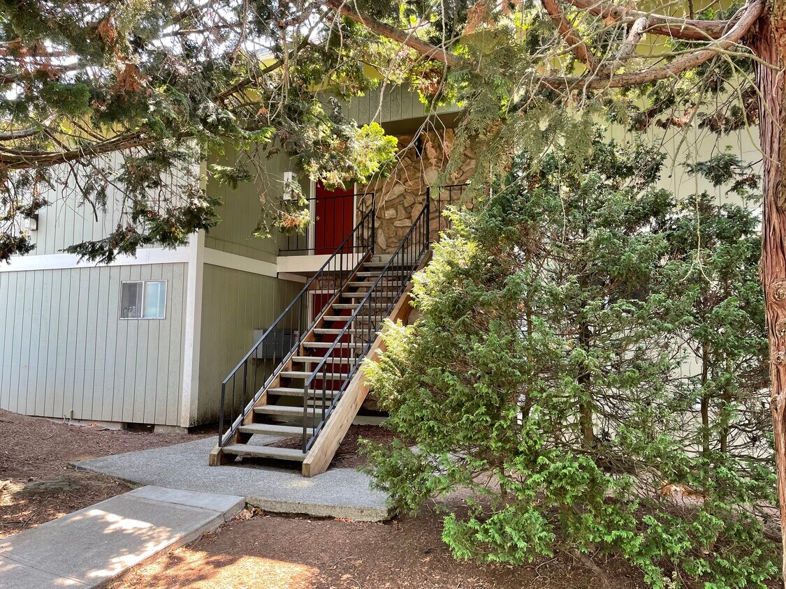 Primary Photo - 4104 SE Pardee St