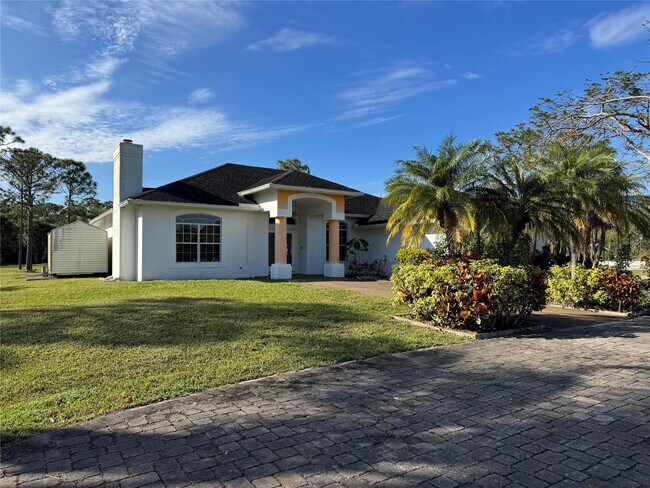 Building Photo - 7579 Coconut Blvd