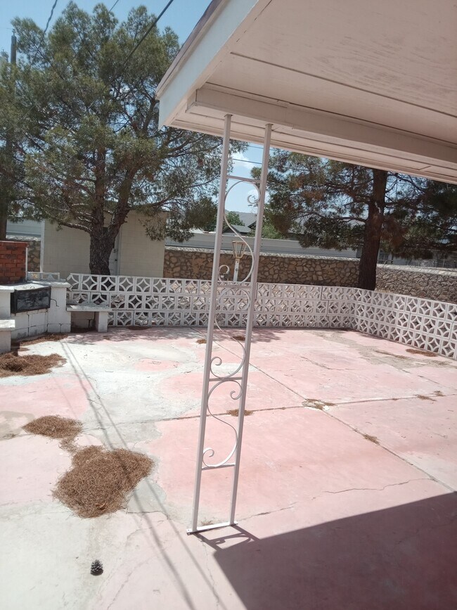 Foto del edificio - 511 Pueblo St