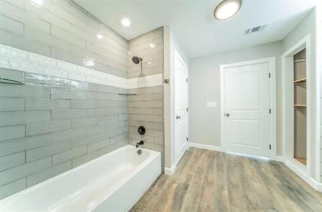 Foto del edificio - 710 N Rusk St