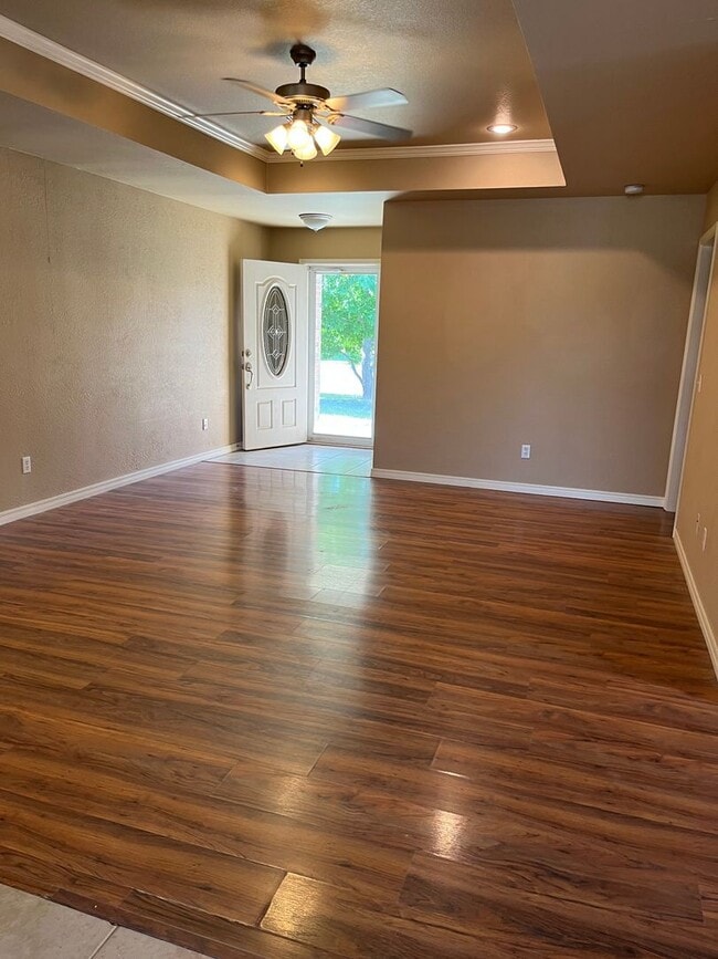 Building Photo - 2800 Steves Way
