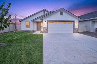 Building Photo - 17543 Colter Ridge Ave