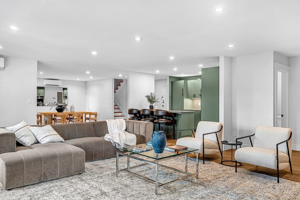 Foto principal - 935 Washington St