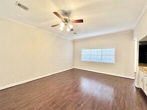 Building Photo - 65 Hickory Oak Dr