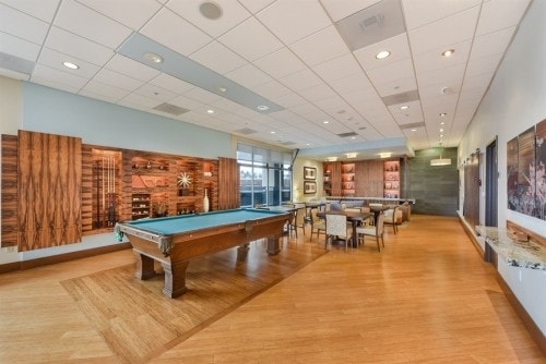 Building Photo - Bay Vista Tower - 2 bedrooms