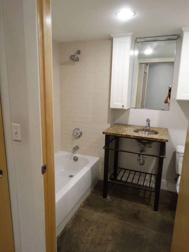 Interior Photo - 10th Street Lofts