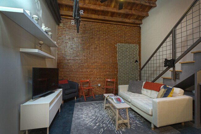 Foto del interior - 631 Campbell Ave LLC - Residential