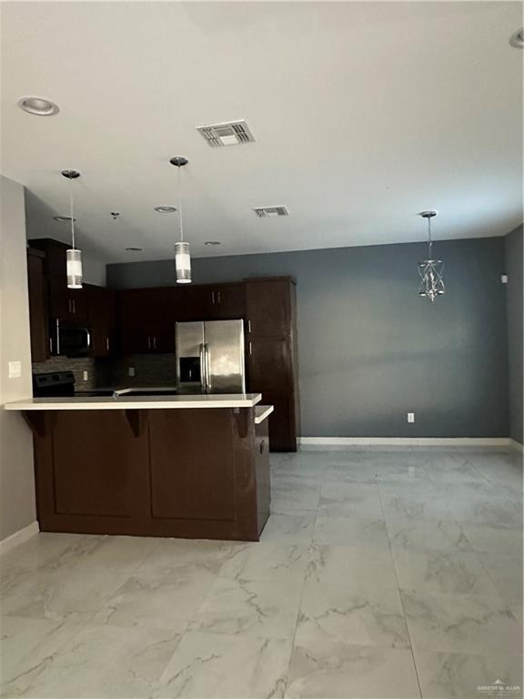 Foto del edificio - 13 East St