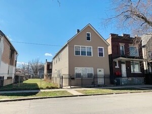Primary Photo - 317 E 116th St