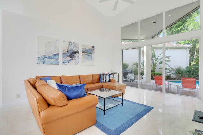 Building Photo - 128 Sunset Cove Ln