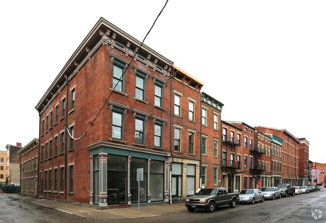 Mercer Commons Apartments Cincinnati, OH