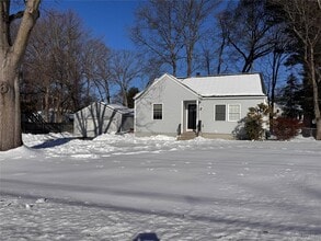 Building Photo - 14 Fenner Ln