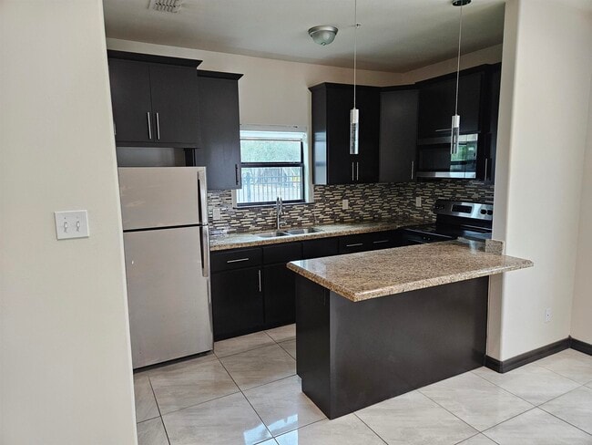 Foto del edificio - 2907 Clark Blvd