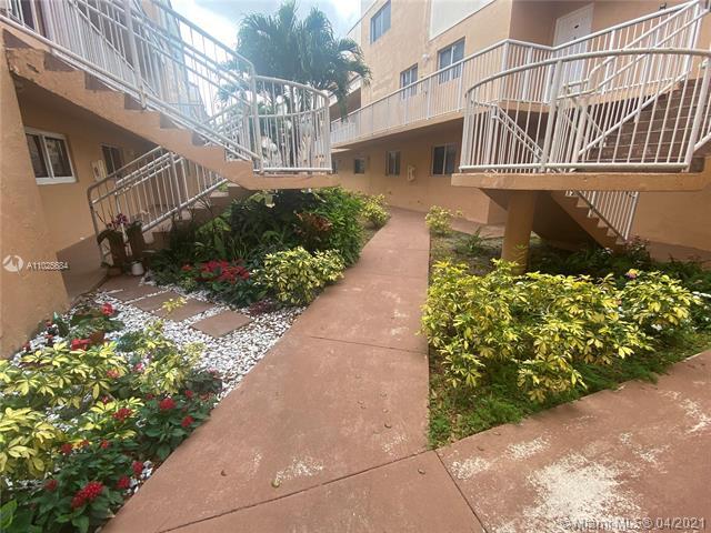 Building Photo - 14905 SW 80th St