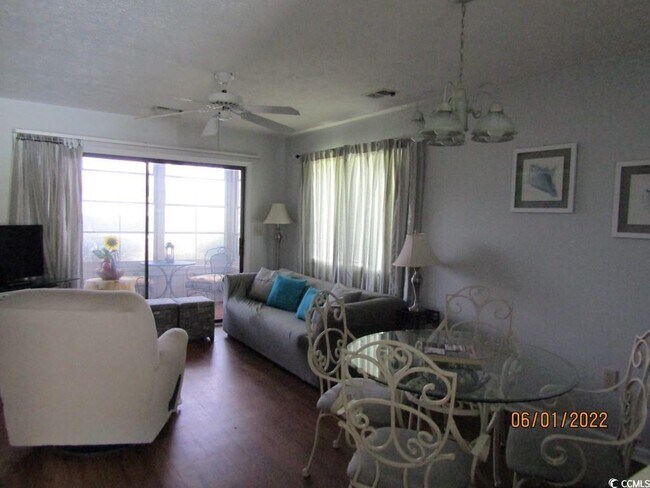 Foto del edificio - 4266 Pinehurst Cir