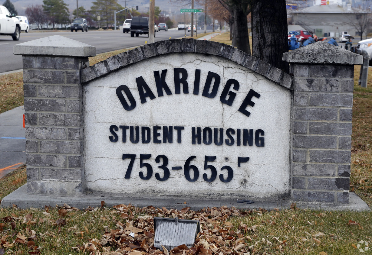 Foto del edificio - Oakridge