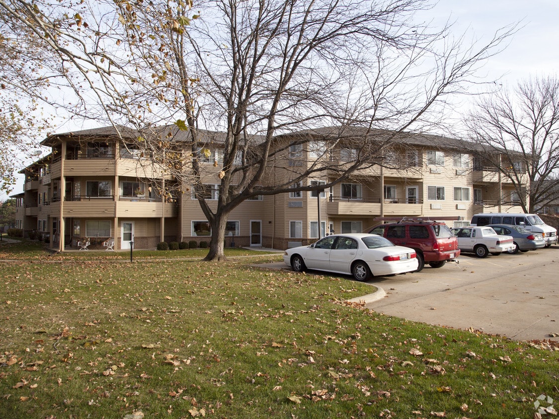 Blair House - Apartments in Normal, IL | Apartments.com