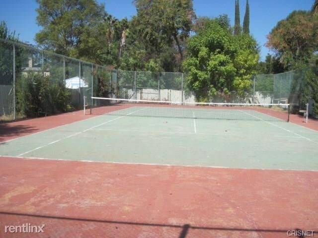 Primary Photo - 3 br, 2 bath House - 23541 Collins St
