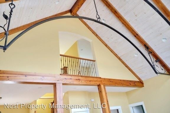 Building Photo - 4 br, 4.5 bath House - 330 Grace Glen