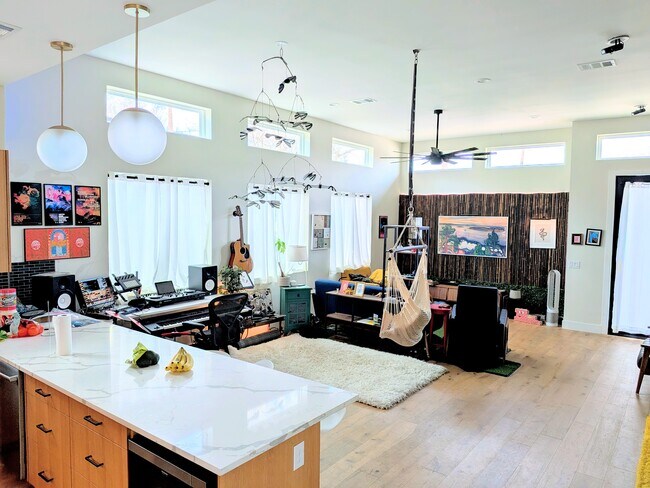 Foto del edificio - 1403 S Redondo Dr