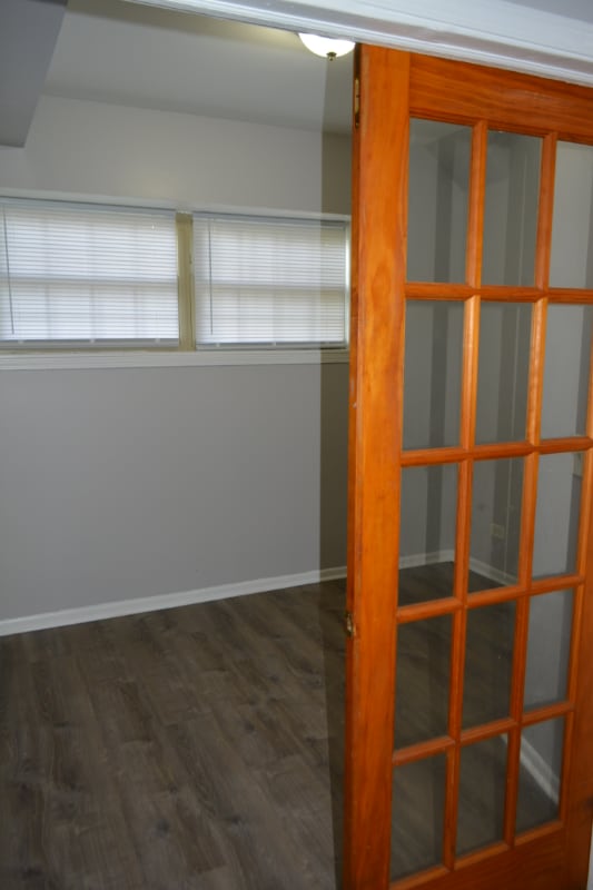 Building Photo - 4139 W Gladys Ave